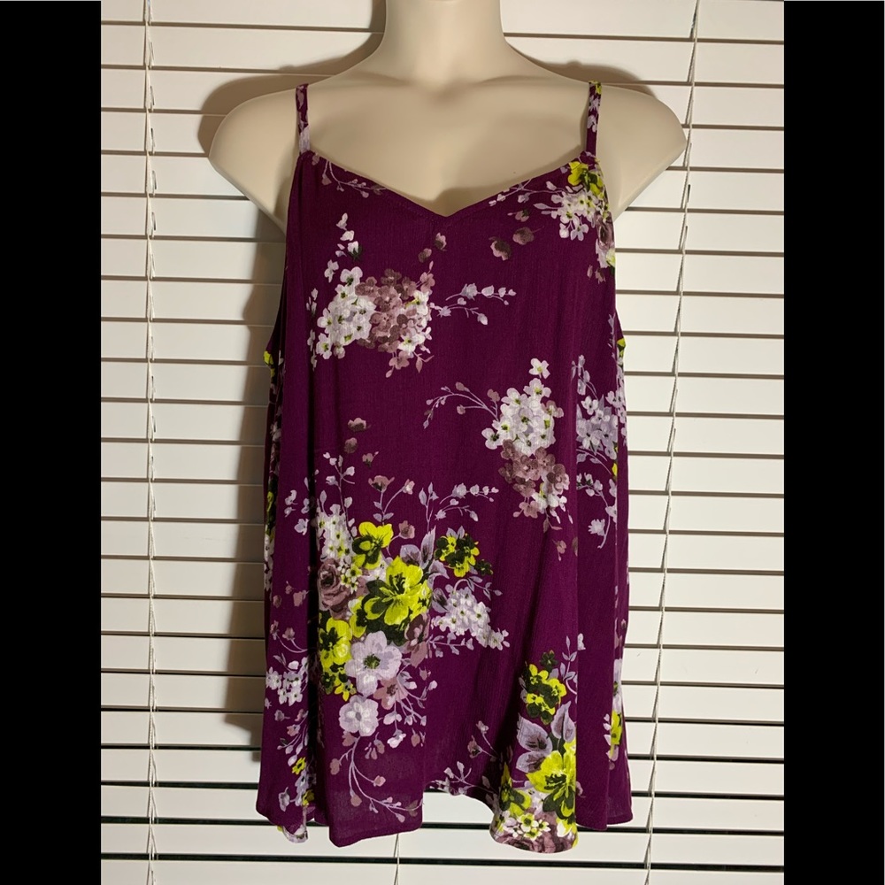 NWT Sophie purple Top